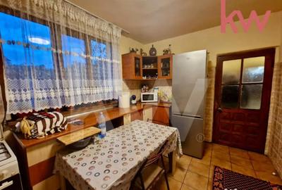 Casă cu 8 camere cu Canalizare în George Enescu - 4