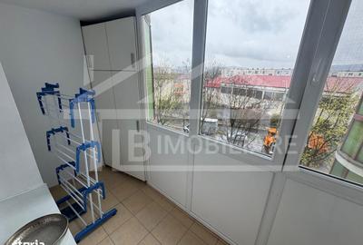 Apartament cu 3 camere semidecomandat în Unirii - 13