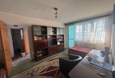 Apartament cu 2 camere semidecomandat în Berceni - 1