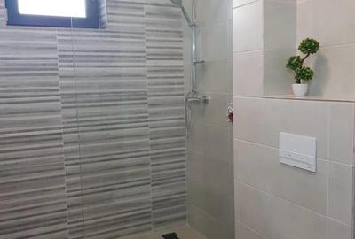 Mamaia Nord - 2 camere mobilat-utilat complet, termen lung - 400euro - 3