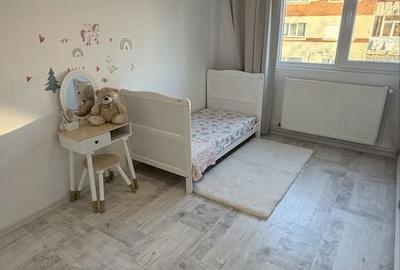 Apartament cu 3 camere decomandat în Central - 4