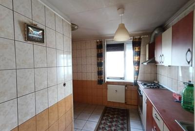 Apartament cu 3 camere în Giurgiului - 4