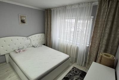 2 Camere Decomandat Mobilat Bloc 1986 zona Cug - 9