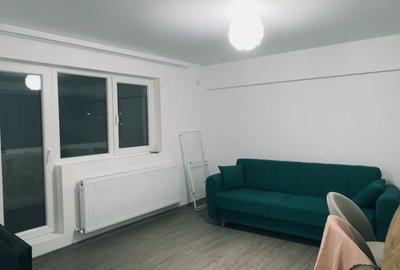 Apartament cu 2 camere decomandat, mobilat în Titan