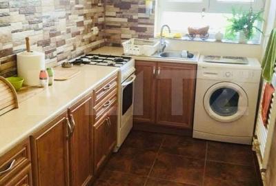 Apartament cu 2 camere decomandat, mobilat în Ultracentral