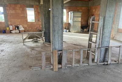 Casă individuală cu 3 camere cu Canalizare în Sud - 2