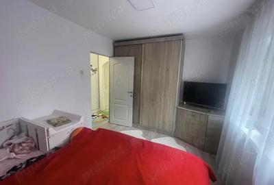 Apartament cu 3 camere semidecomandat în Tineretului - 2