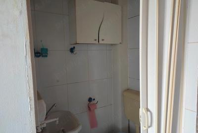 Garsonieră nedecomandată în Far - 3