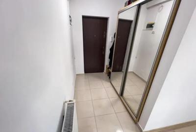 Apartament cu 2 camere decomandat, mobilat în Tractorul - 8