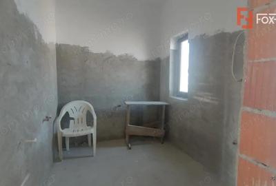 Duplex 4 camere ,Sanmihaiu Roman-Zona Centrala - 3