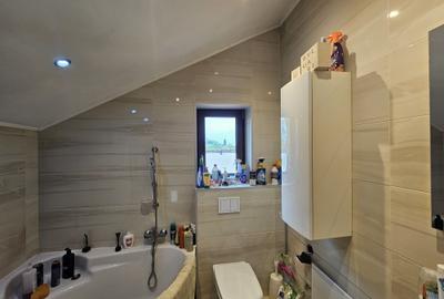 Casă individuală cu 6 camere cu Canalizare în Freidorf - 24