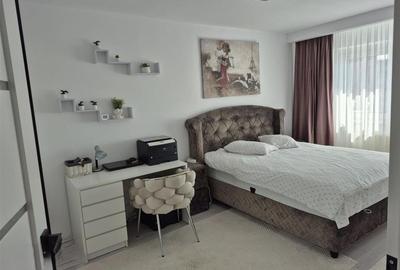 Apartament cu 2 camere decomandat în Vasile Aaron