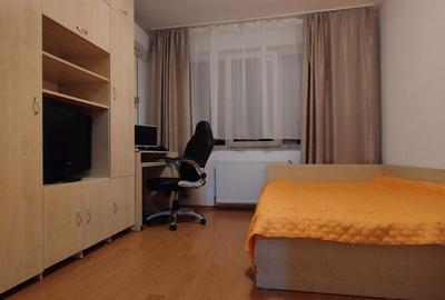 Apartament cu 1 camera- ETAJ  1- Iulius Mall - 1