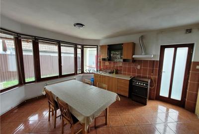 Casa 4 Camere , Semi-Central , 180mp , Targu Mures - 8