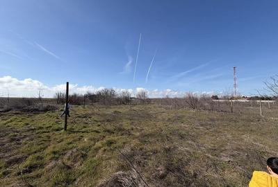 Spațiu comercial, în 2 Mai - 3