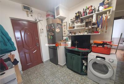 Apartament cu 3 camere de - 5