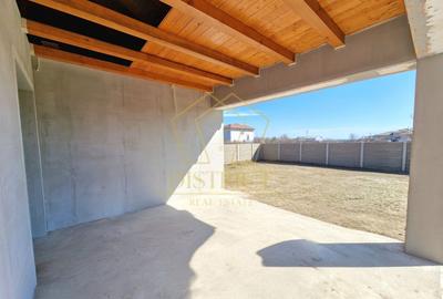 Casă individuală cu 3 camere cu Canalizare în Ghiroda - 12