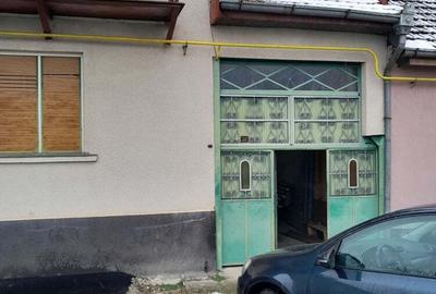 Casă cu 6 camere în Central - 2