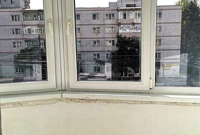 Apartament cu 2 camere decomandat în George Enescu - 8