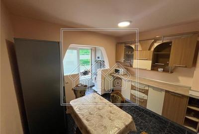 Apartament cu 2 camere decomandat în Aeroport - 1