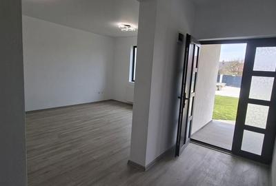 Casă cu 3 camere cu Teren 650 Mp în Holboca - 18