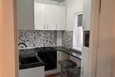 Garsonieră decomandată în Torontalului - 10