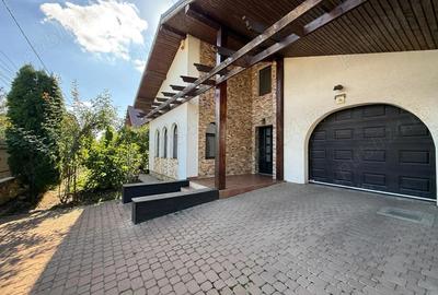 Proprietate Deosebita in Radauti . Casa de vanzare cu 1000mp2 teren direct proprietar Comision 0% - 3