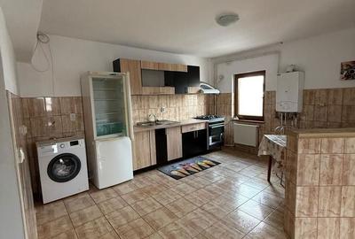 Apartament cu 3 camere decomandat în Burdujeni - 9