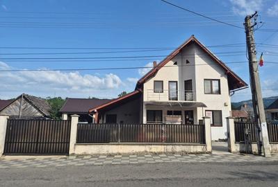 Casă cu 4 camere în Ieud - 1