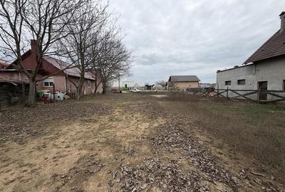 Teren Construcții intravilan de 1395 mp, în Oncea - 4