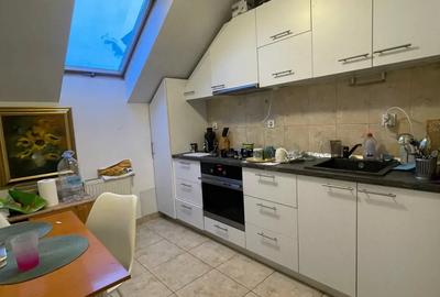 Apartament cu 2 camere semidecomandat în Între Lacuri