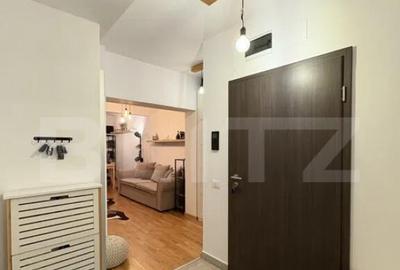 Apartament cu 2 camere decomandat, mobilat în Central