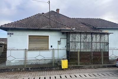 Casă cu 4 camere în Dosu Bricii - 1