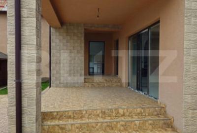 Casă cu 4 camere cu Teren 2360 Mp în Central - 13