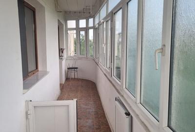 APARTAMENT DE VANZARE CU 3 CAMERE LA 5 CALARASI - 3