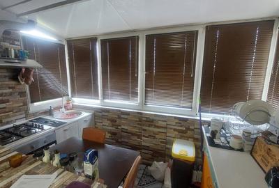 Apartament trei camere semidecomandat, Rovine zona Dezrobirii - 4