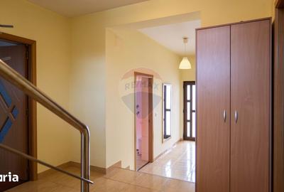 Casă cu 5 camere cu Teren 420 Mp în Dobroești - 7