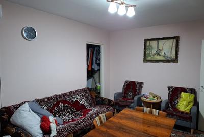 Apartament cu 3 camere semidecomandat în Dacia - 4