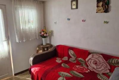 Casă cu 2 camere cu Teren 1686 Mp în Central - 8