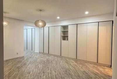 Apartament cu 3 camere în Ultracentral