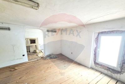 Casa de vanzare pretabila locuinta sau afacere | 13 Septe... - 6