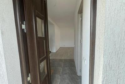 Casă cu 3 camere cu Teren 270 Mp în Berceni