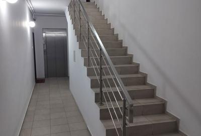 Apartament cu 3 camere în Central - 1
