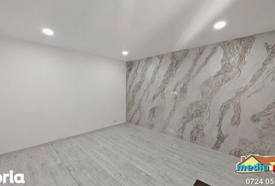 Casă cu 5 camere cu Teren 700 Mp în Piața Centrală - 1