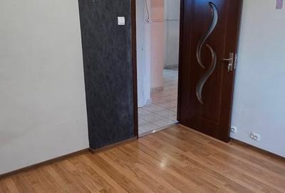 Apartament cu 4 camere decomandat în Olteniței - 1