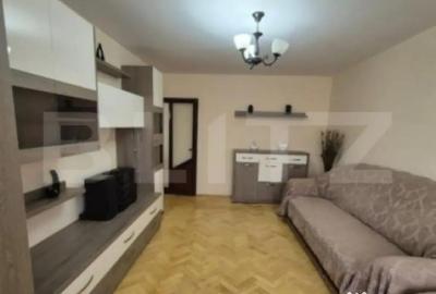 Apartament cu 3 camere decomandat, mobilat în Cug