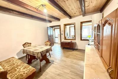 Casă cu 3 camere cu Canalizare în Central - 5