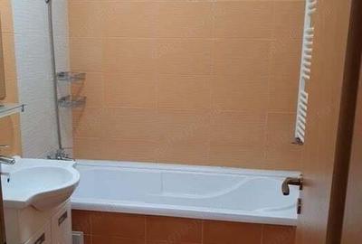 Garsoniera de inchiriat la Piata Romana - 1