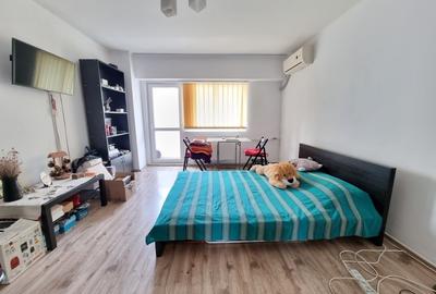 Garsonieră decomandată, mobilată în Nerva Traian