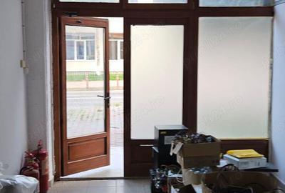 Spatiu comercial 60 mp zona scoala 8 - 5